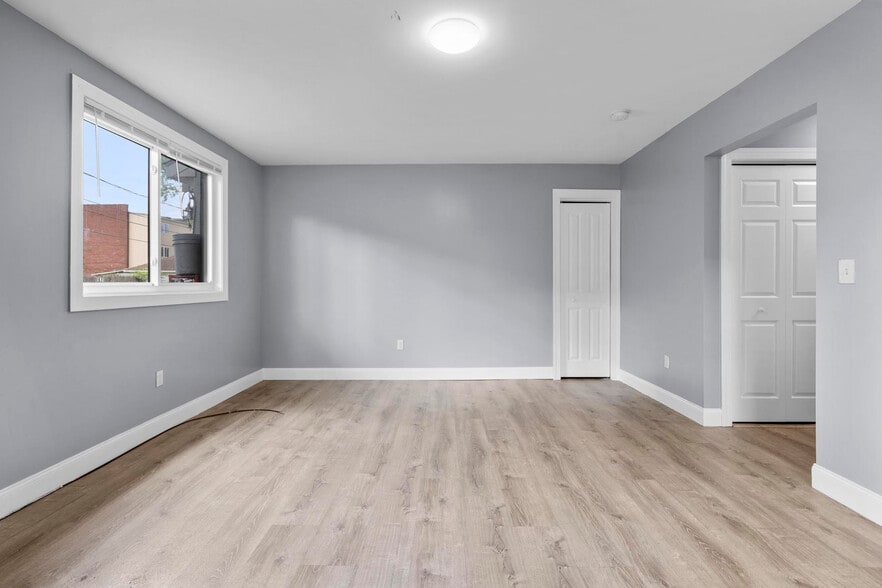 More Photos Of 5 Warner St Ext, Hartford Apartments For Sale