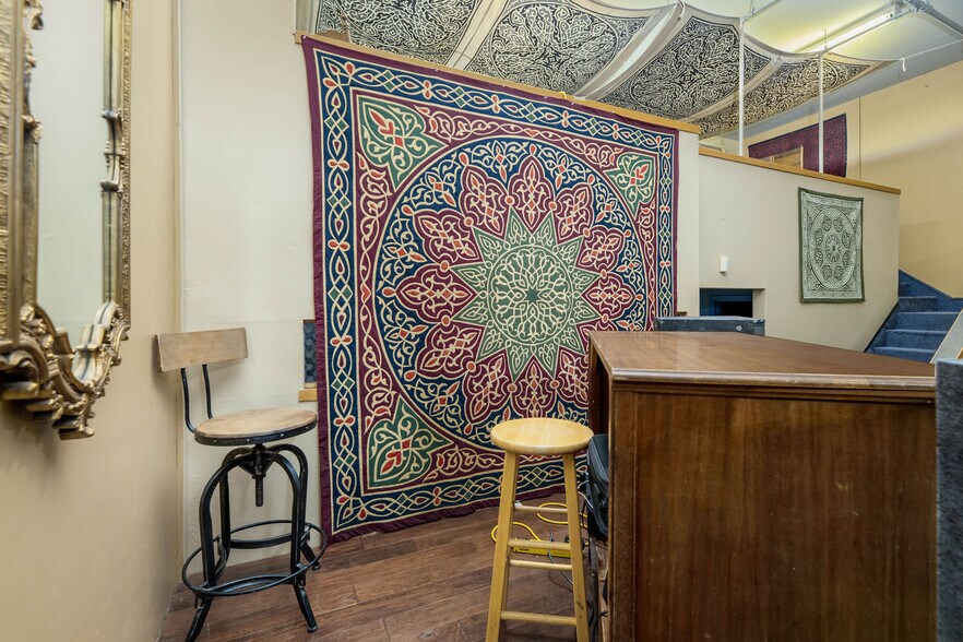 More Photos Of 12150 Charles Dr, Grass Valley Warehouse For Sale