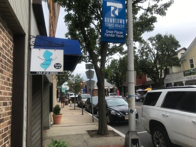 More Photos Of 26 Main St, Toms River Office For Sale