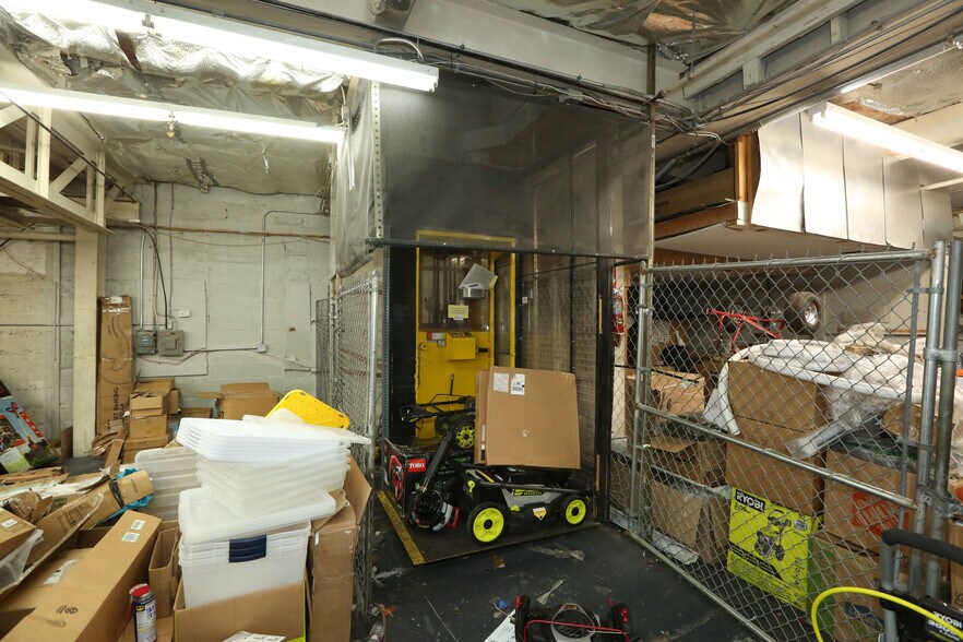 More Photos Of 620 South Ave, Rochester Light Manufacturing For Sale