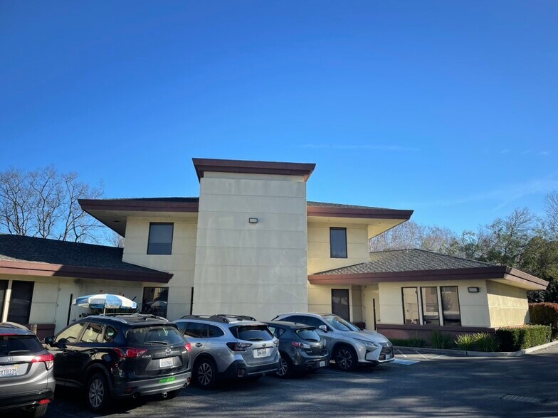 More Photos Of 299 Fairchild Dr, Mountain View Light Distribution For Lease