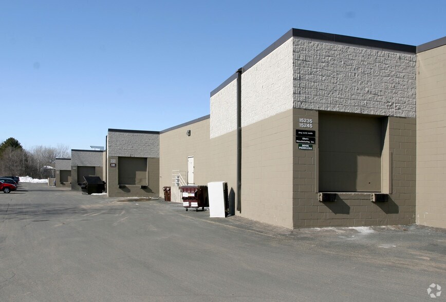 More Photos Of 15225-15305 Minnetonka Blvd, Minnetonka Warehouse For Lease