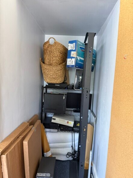 More Photos Of 4627 Ponce de Leon Blvd, Coral Gables Office For Lease