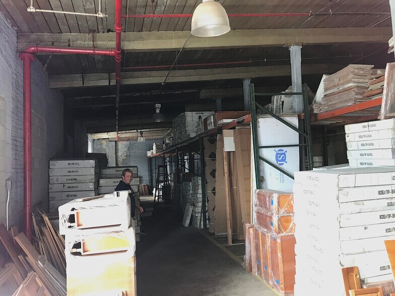 More Photos Of 2-6 Lister Ave, Newark Warehouse For Lease