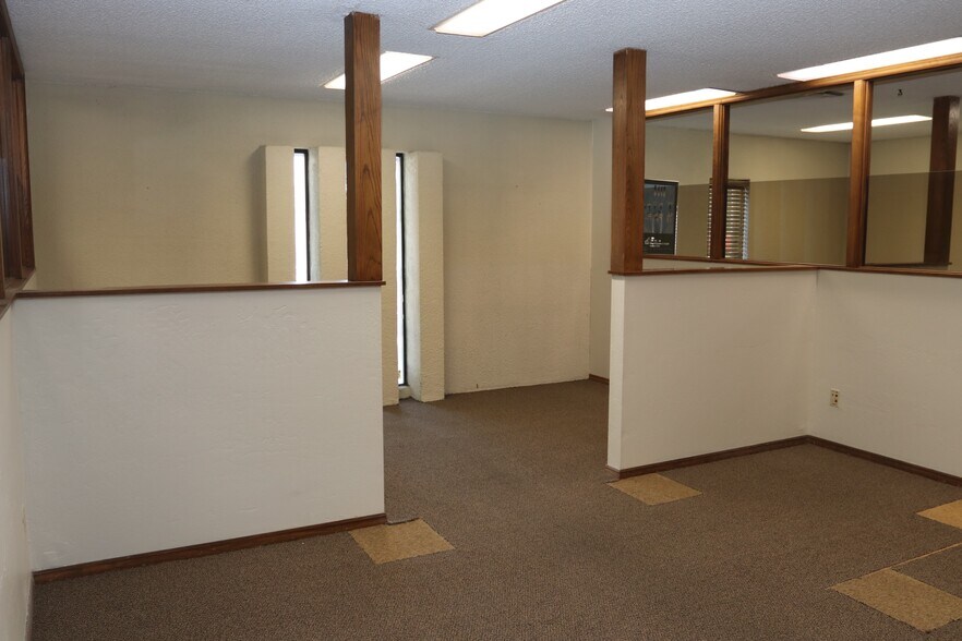 More Photos Of 428 E Southern Ave, Tempe Office For Sale