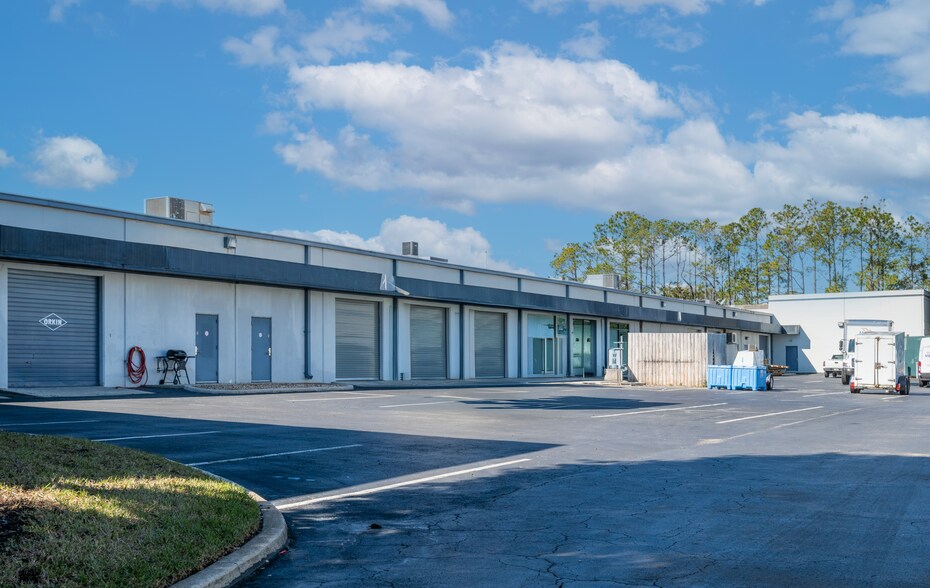 More Photos Of 9143 Philips Hwy, Jacksonville Unknown For Lease