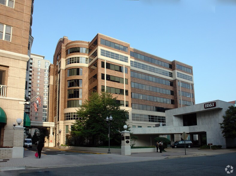 More Photos Of 4350 N Fairfax Dr, Arlington Office For Lease