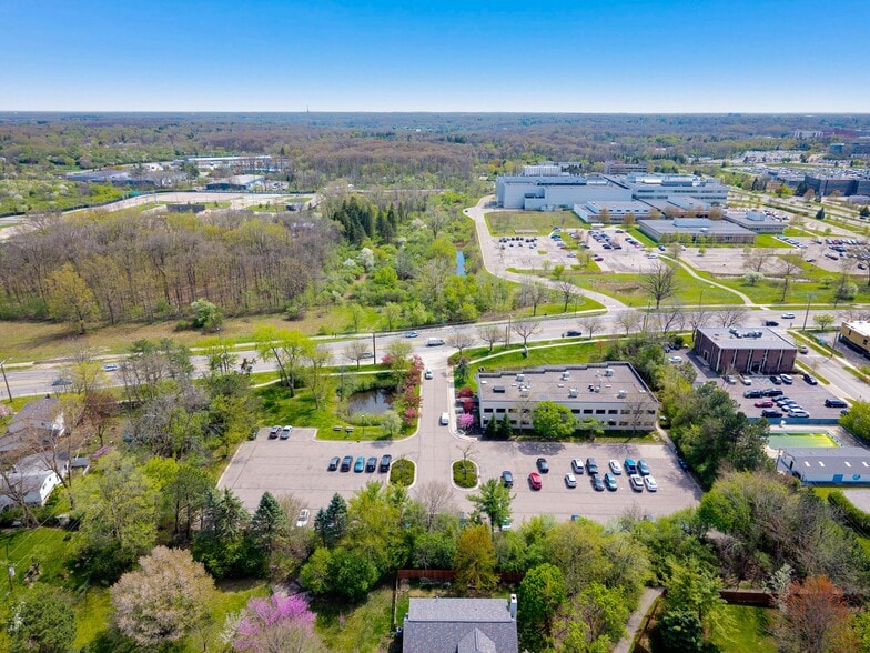 More Photos Of 3055 Plymouth Rd, Ann Arbor Office Residential For Lease