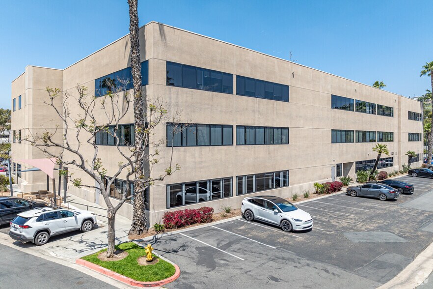More Photos Of 6719 Alvarado Rd, San Diego Medical For Lease