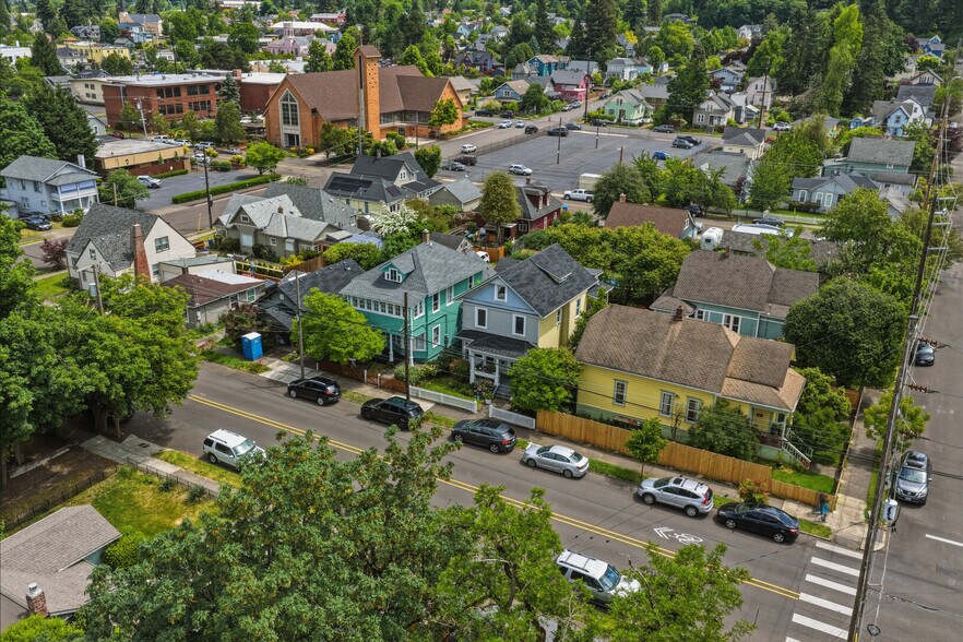 More Photos Of 308 High St, Oregon City Multifamily For Sale