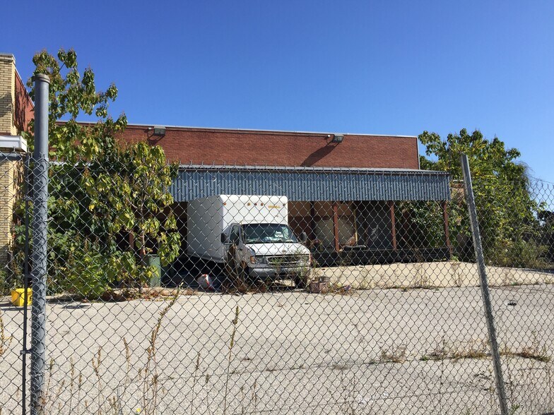 More Photos Of 2565 Pennsylvania Ave, Baltimore Warehouse For Sale