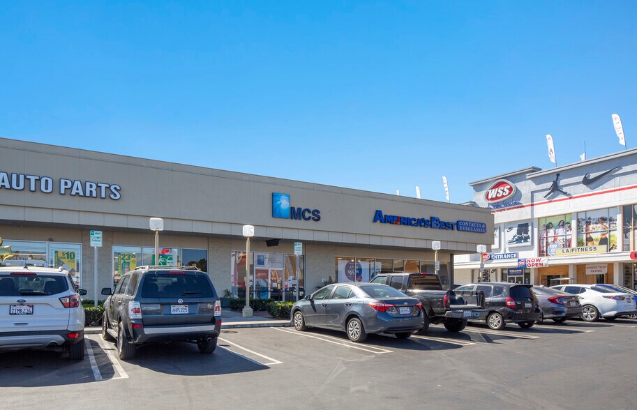 More Photos Of 1801-1843 La Cienega Blvd, Los Angeles Unknown For Lease