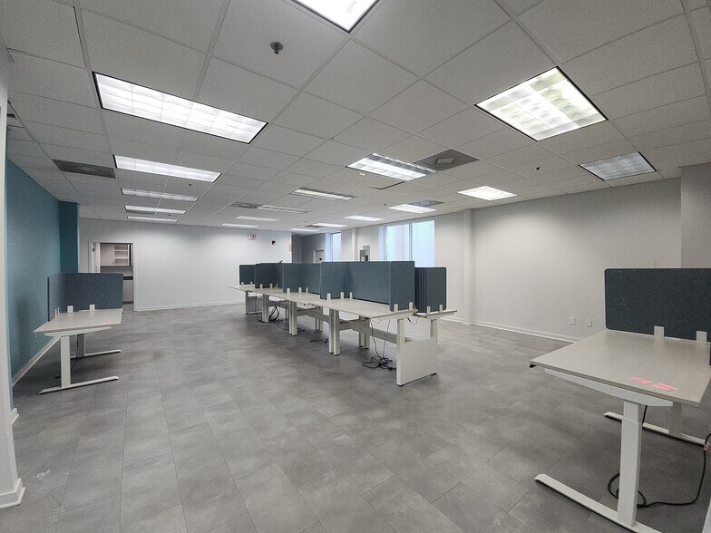 More Photos Of 333 1st St N, Jacksonville Beach Office For Lease