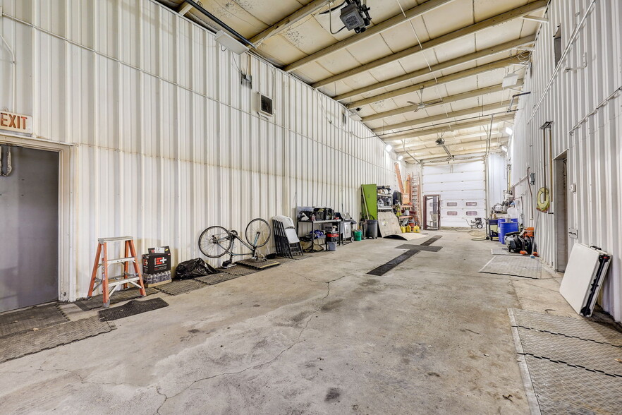 More Photos Of 201 Grell Ln, Johnson Creek Manufacturing For Sale