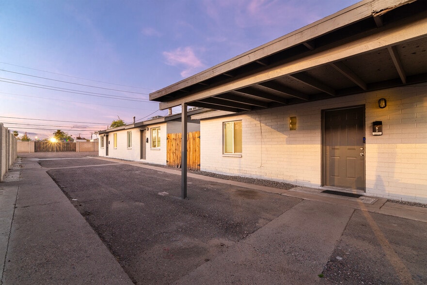 More Photos Of 2142 E Taylor St, Phoenix Multifamily For Sale