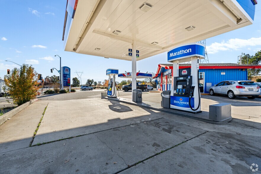 More Photos Of 2470 Balls Ferry Rd, Anderson Service Station For Sale