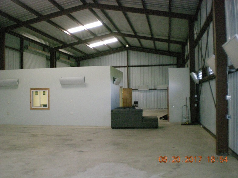 More Photos Of 4718 FM 1327, Creedmoor Warehouse For Lease