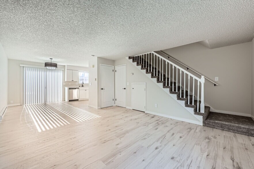 More Photos Of 364 Elizabeth St, Monroe Apartments For Sale