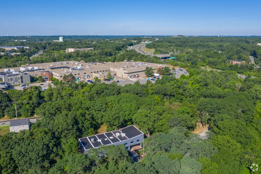 More Photos Of 100 Summit St, Peabody Office For Sale