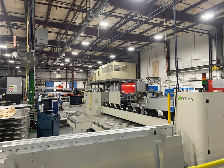 More Photos Of 79 Monroe St, Amesbury Manufacturing For Sale