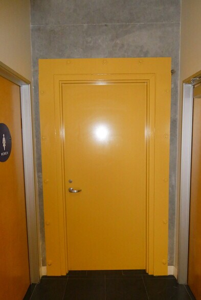 More Photos Of 6100-6120 San Fernando Rd, Glendale Office For Sale