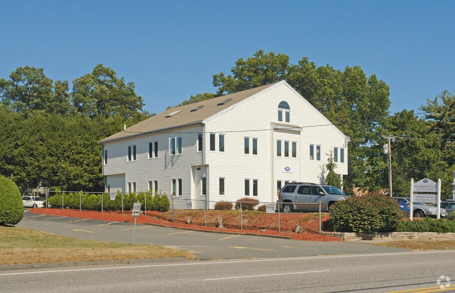 Primary Photo Of 751 Farmington Ave, Bristol Medical For Lease