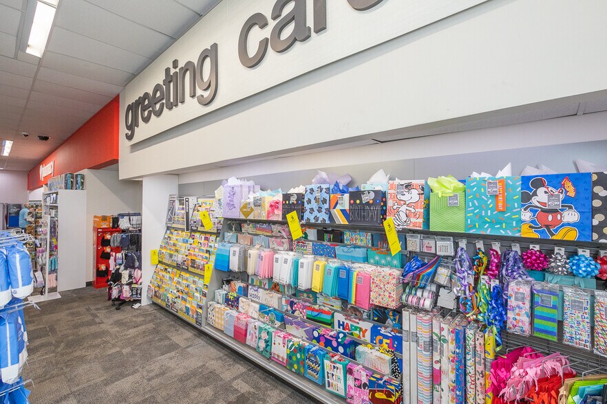 More Photos Of 2814 N Main St, Anderson General Retail For Sale