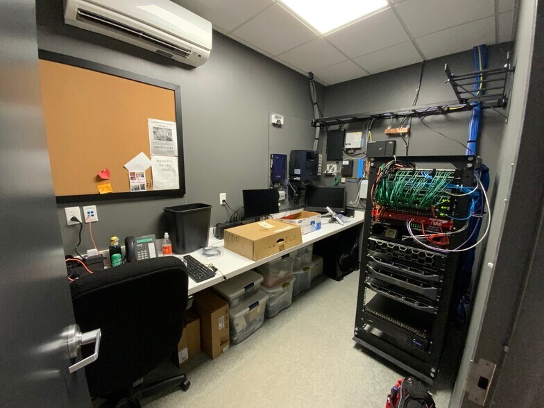 More Photos Of 3436-3500 Granite Cir, Toledo Medical For Sale