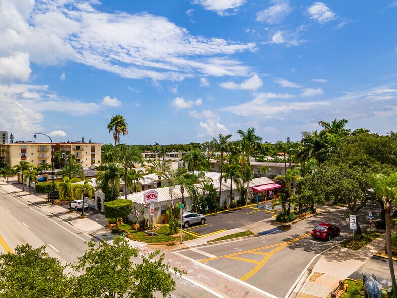More Photos Of 1219 S Federal Hwy, Hollywood Hotel For Sale