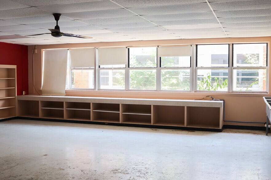 More Photos Of 3101 Armory Rd, Wichita Falls Flex For Sale