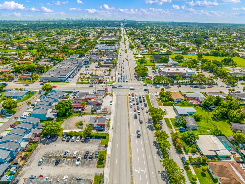 More Photos Of 10737 Sw 40th St, Miami Storefront For Lease