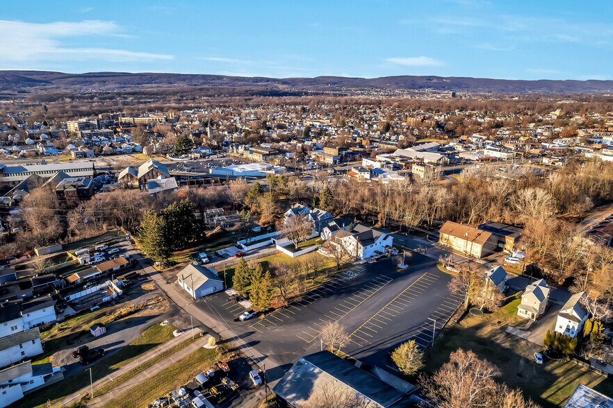 More Photos Of 373 High St, Wilkes Barre Manufacturing For Lease