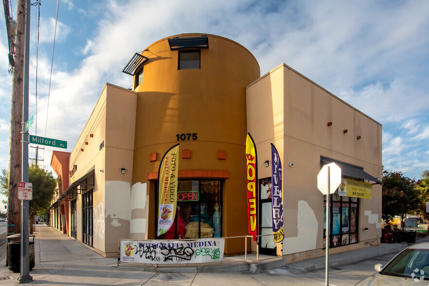 Primary Photo Of 1075 S White Rd, San Jose Freestanding For Lease