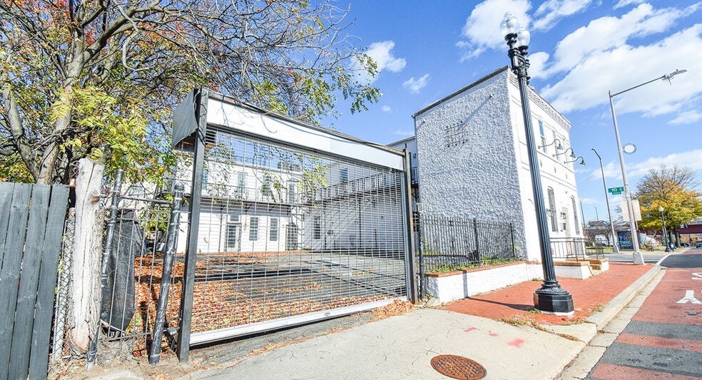 More Photos Of 920-922 M St SE, Washington Office For Sale