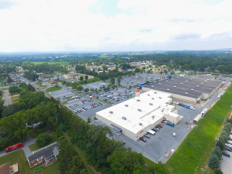 More Photos Of 25 Rohrerstown Rd, Lancaster Land For Lease