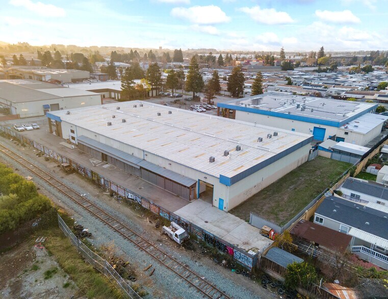 Primary Photo Of 894 Faulstich Ct, San Jose Warehouse For Sale