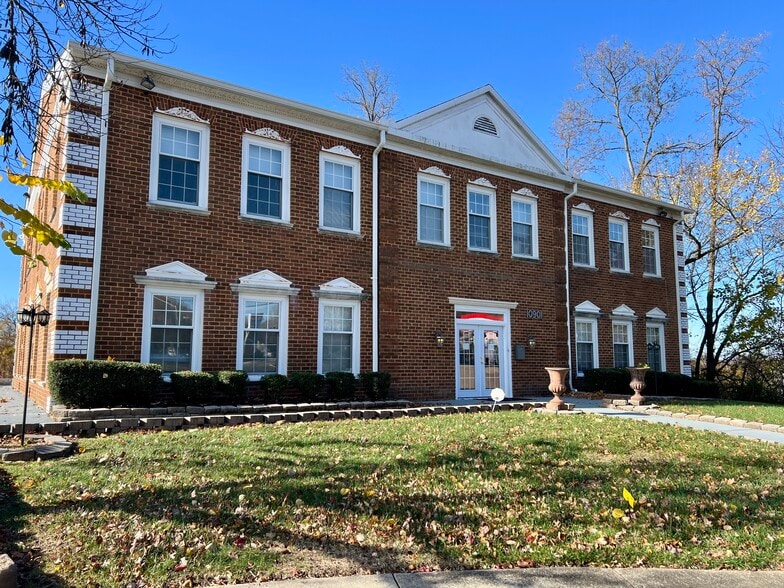 More Photos Of 10901 Indian Head Hwy, Fort Washington Office For Sale