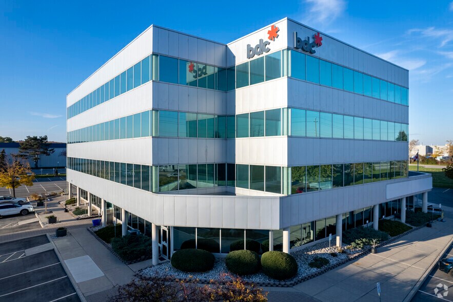 More Photos Of 4145 North Service Rd, Burlington Coworking Space