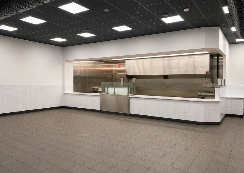 More Photos Of 5000 E Main St, Farmington Department Store For Lease