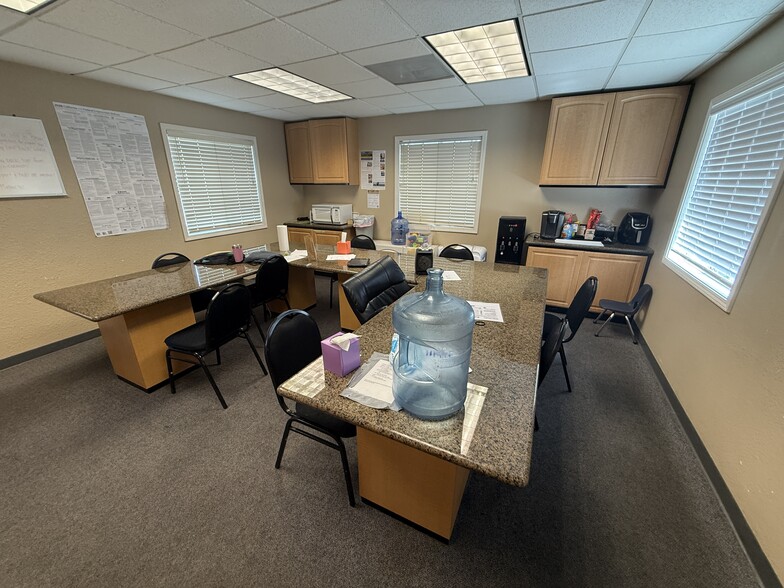 More Photos Of 2845 Marconi Ave, Sacramento Office For Sale