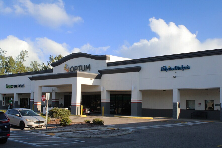 More Photos Of 789 Cortaro Dr, Sun City Center Unknown For Lease
