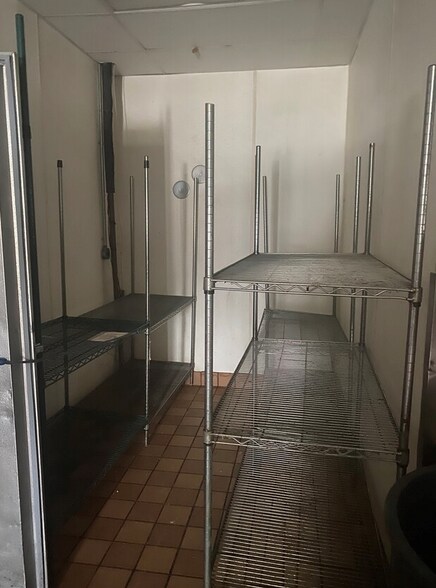 More Photos Of 103 S Nicolet St, Mackinaw City Fast Food For Lease