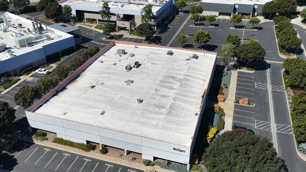 More Photos Of 2292 Faraday Ave, Carlsbad Research And Development For Sale