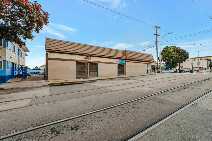 More Photos Of 4110-4118 Judah St, San Francisco Religious Facility For Sale