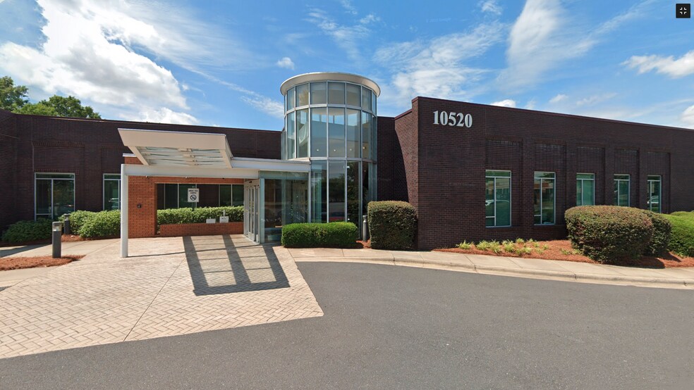 Primary Photo Of 10520 Park Rd S, Charlotte Medical For Lease