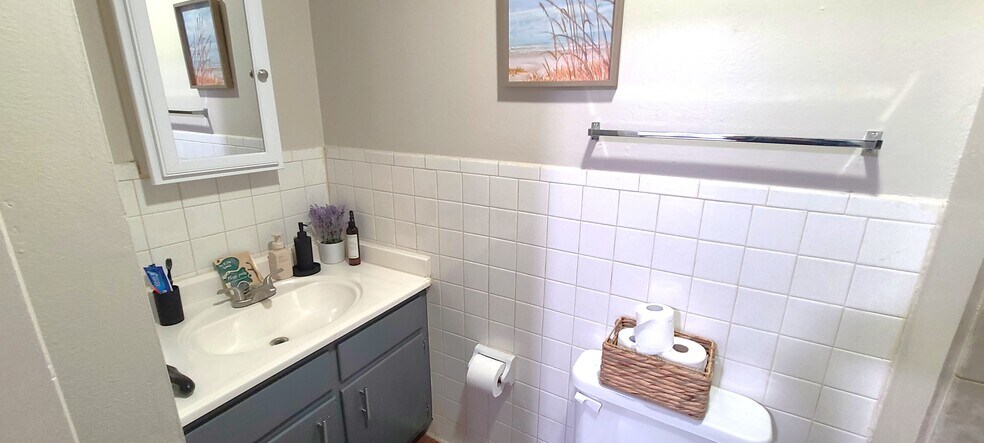 More Photos Of 1114-1128 E 9th St, Russellville Apartments For Sale