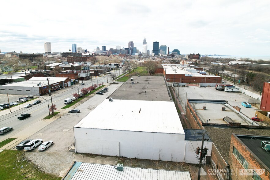 More Photos Of 3301-3357 Saint Clair Ave, Cleveland Warehouse For Lease