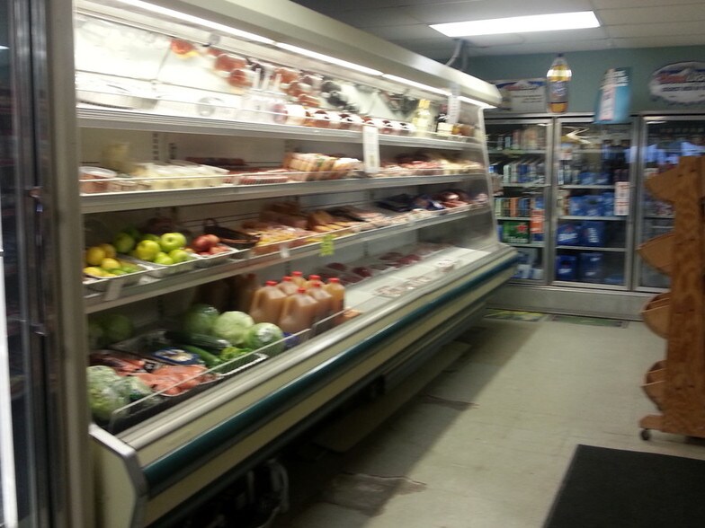 More Photos Of 187 N Main St, Oriskany Falls Convenience Store For Sale
