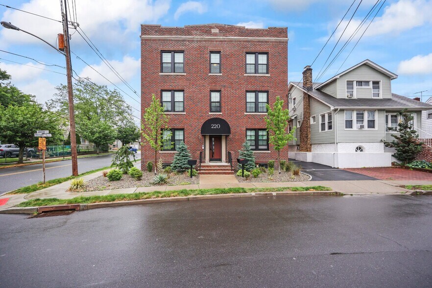 Primary Photo Of 220 Passaic Ave, Belleville Apartments For Sale