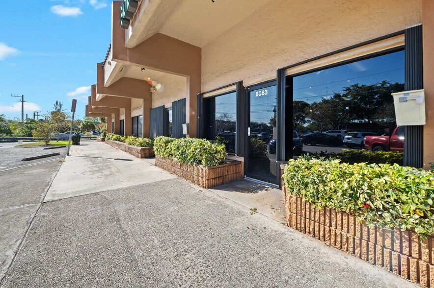 More Photos Of 8083 W Sample Rd, Coral Springs Storefront For Sale